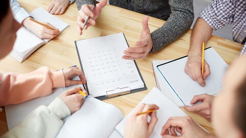 Blick auf eine Besprechung Blick auf eine Besprechung